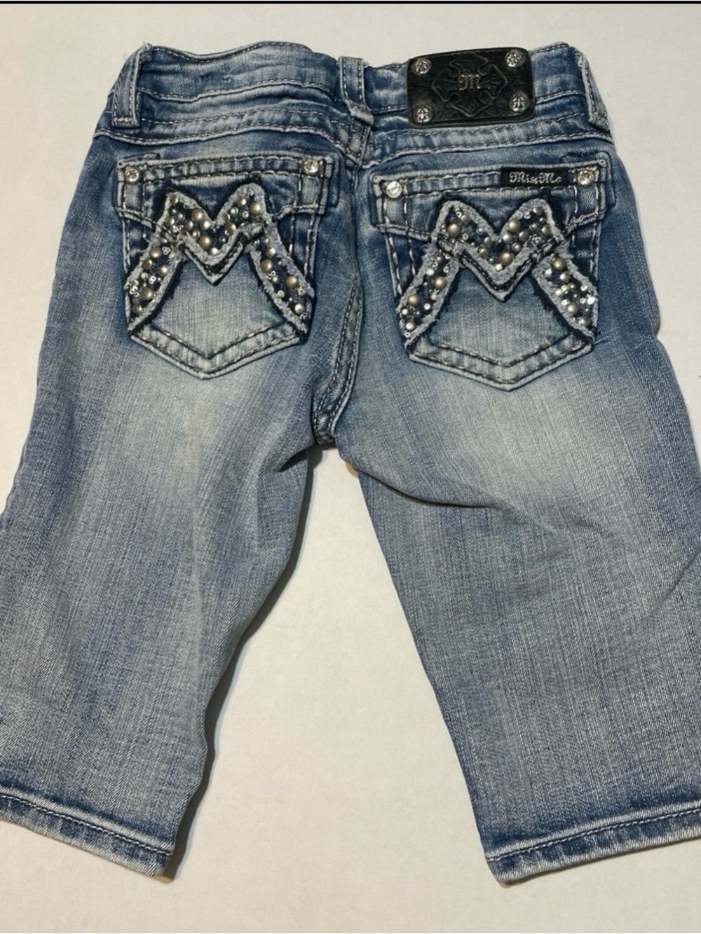 Miss Me Bermuda Light Blue Jean Girls Shorts Size 10 w/Embellished Pockets